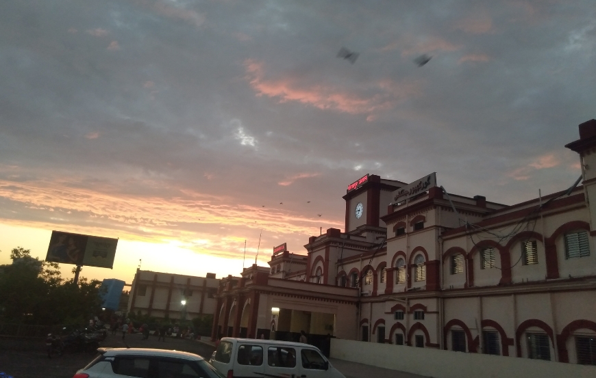  Gorakhpur airport cab booking service rates